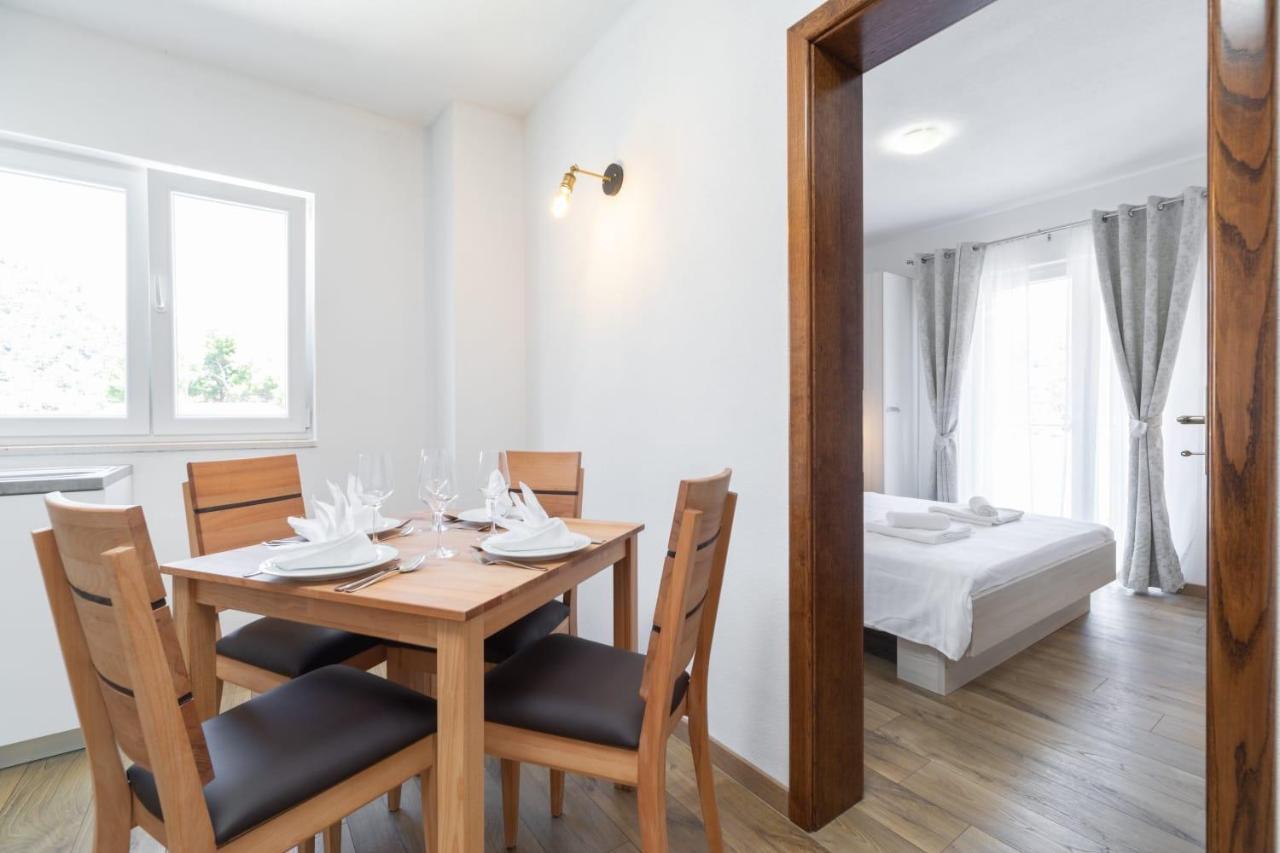 Maloa Two Bedroom Apartment Smokvica  Exteriör bild