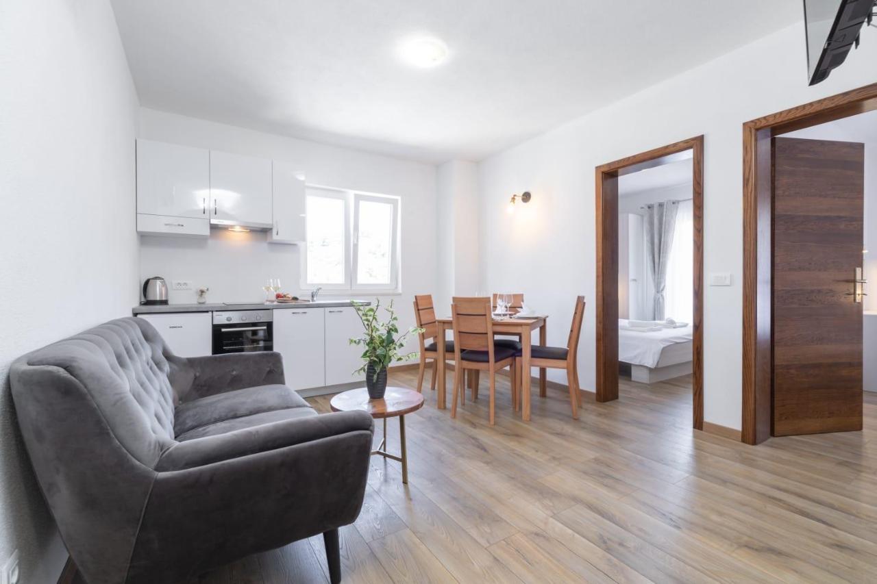 Maloa Two Bedroom Apartment Smokvica  Exteriör bild